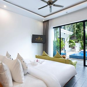 Cabana Room Pool Access Foot Massage